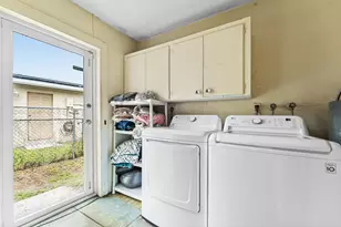 6407 Boulevard of Champions, North Lauderdale, FL 33068 - Photo 10