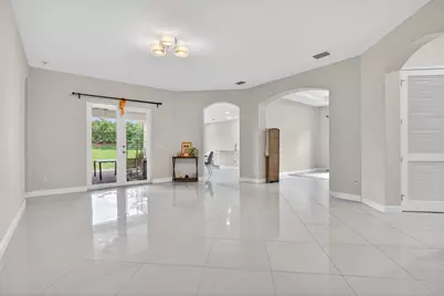 8850 Miralago Way, Parkland, FL 33076 - Photo 8