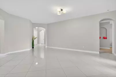8850 Miralago Way, Parkland, FL 33076 - Photo 10