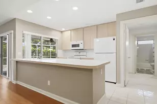9502 Chapman Oak Ct, Palm Beach Gardens, FL 33410 - Photo 10