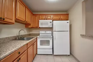 197 Andover H, West Palm Beach, FL 33417 - Photo 2