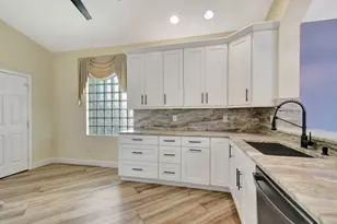 6172 Oak Bluff Way, Lake Worth, FL 33467 - Photo 10