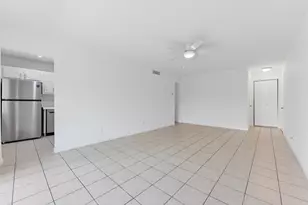 126 Sparrow Dr, Royal Palm Beach, FL 33411 - Photo 8