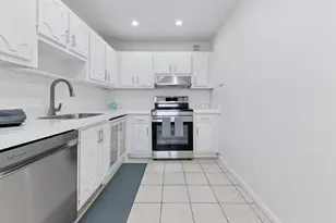 126 Sparrow Dr, Royal Palm Beach, FL 33411 - Photo 4