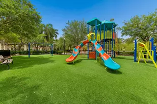 126 Sparrow Dr, Royal Palm Beach, FL 33411 - Photo 30