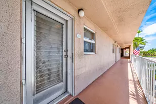 2615 NE 1st Ct, Boynton Beach, FL 33435 - Photo 10