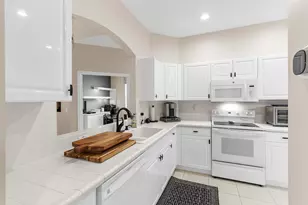 9719 Crescent View Dr S, Boynton Beach, FL 33437 - Photo 14