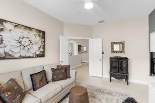 9719 Crescent View Dr S, Boynton Beach, FL 33437 - Photo 4