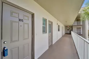 2430 SW 81st Ave, Davie, FL 33324 - Photo 14