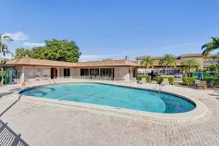 2430 SW 81st Ave, Davie, FL 33324 - Photo 4