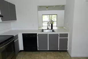1110 E Lakeview Dr Dr E, Royal Palm Beach, FL 33411 - Photo 4