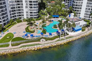 19101 NE 36th Ct, Aventura, FL 33180 - Photo 26