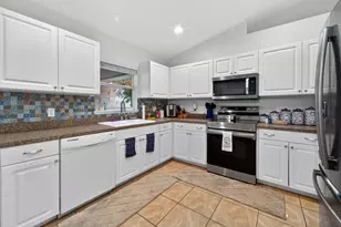 706 Osceola Ave, Fort Pierce, FL 34982 - Photo 14
