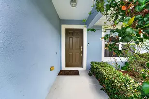 706 Osceola Ave, Fort Pierce, FL 34982 - Photo 2