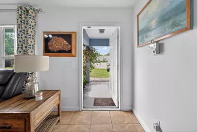 706 Osceola Avenue, Fort Pierce, FL 34982 - Photo 4