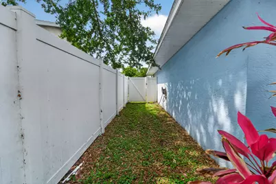706 Osceola Avenue, Fort Pierce, FL 34982 - Photo 26