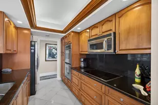 4100 N Ocean Dr, Riviera Beach, FL 33404 - Photo 16