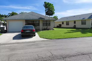 1322 Pines Ln, West Palm Beach, FL 33415 - Photo 24