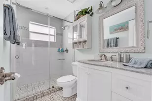 9860 NW 3rd St, Pembroke Pines, FL 33024 - Photo 18