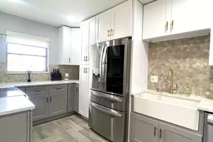 2638 Gately Dr E, West Palm Beach, FL 33415 - Photo 14