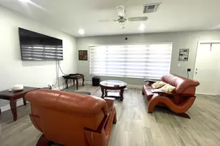 2638 Gately Dr E, West Palm Beach, FL 33415 - Photo 18