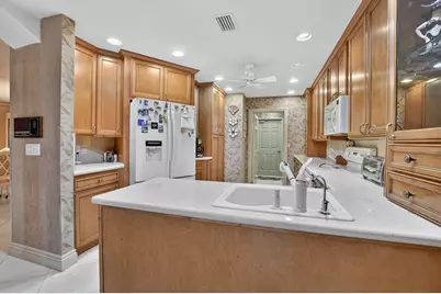 22582 Meridiana Drive, Boca Raton, FL 33433 - Photo 16