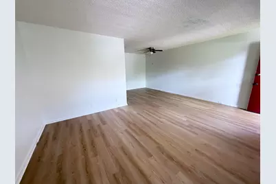 100 SW 132nd Way #303k, Pembroke Pines, FL 33027 - Photo 1