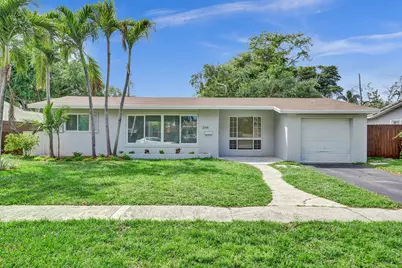 2114 N 42nd Avenue, Hollywood, FL 33021 - Photo 1