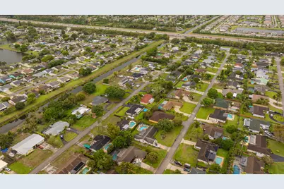 79 W Rubber Tree Drive, Greenacres, FL 33467 - Photo 20