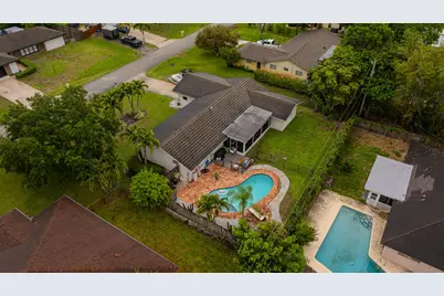 79 W Rubber Tree Drive, Greenacres, FL 33467 - Photo 22