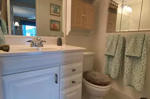 72 Newport D, Deerfield Beach, FL 33442 - Photo 28