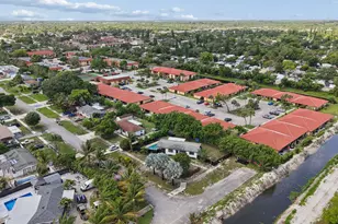 1527 Live Oak Dr, West Palm Beach, FL 33415 - Photo 38