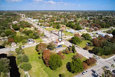 464 N 9th Street, Fort Pierce, FL  - Photo 6