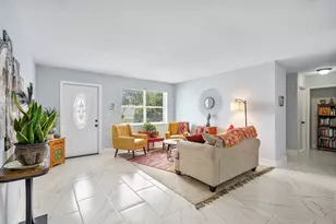517 SW 18th St, Boynton Beach, FL 33426 - Photo 4
