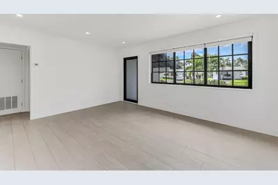 101 NE 57th Court, Fort Lauderdale, FL 33334 - Photo 8