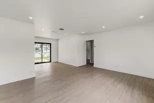 101 NE 57th Ct, Fort Lauderdale, FL 33334 - Photo 10