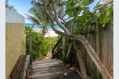 205 Coral Road #3, Boynton Beach, FL 33435 - Photo 2