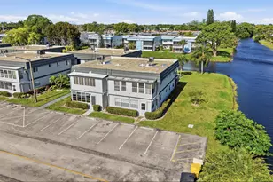 384 Saxony H, Delray Beach, FL 33446 - Photo 34