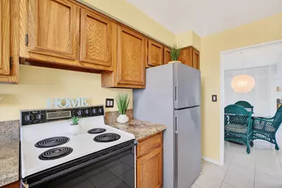 524 Orton Avenue #403, Fort Lauderdale, FL 33304 - Photo 18