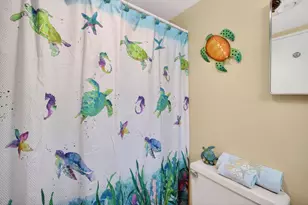 524 Orton Ave, Fort Lauderdale, FL 33304 - Photo 36