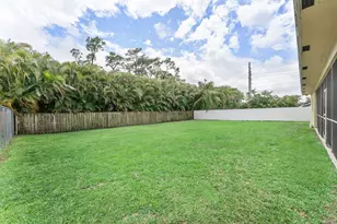 123 Bilbao St, Royal Palm Beach, FL 33411 - Photo 36
