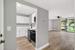 5340 Las Verdes Cr Las Verdes Circle, Delray Beach, FL 33484 - Photo 1