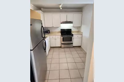 731 N Pine Island Road #402, Plantation, FL 33324 - Photo 1