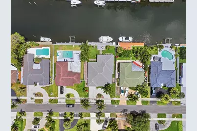 380 SE 5th Avenue, Pompano Beach, FL 33060 - Photo 52