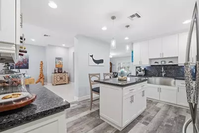 380 SE 5th Avenue, Pompano Beach, FL 33060 - Photo 18