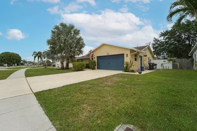 6160 Silver Oak Drive, Lake Worth, FL 33467 - Photo 2