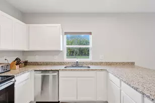 514 Raspberry Rd, Fort Pierce, FL 34981 - Photo 10