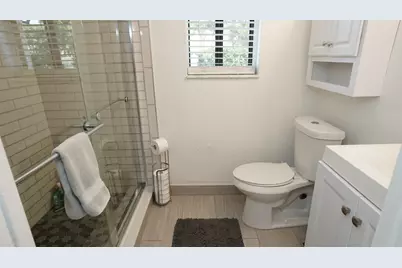 100 Pelican Pointe Drive #103, Delray Beach, FL 33483 - Photo 16