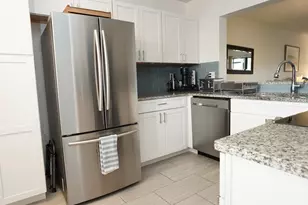 100 Pelican Pointe Dr, Delray Beach, FL 33483 - Photo 4