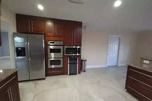 4554 Franwood Dr, Delray Beach, FL 33445 - Photo 8